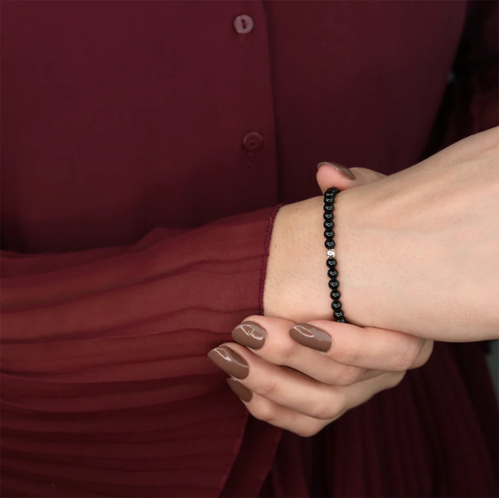 Onyx Dainty Gemstone Bracelet | Lisa Maxwell
